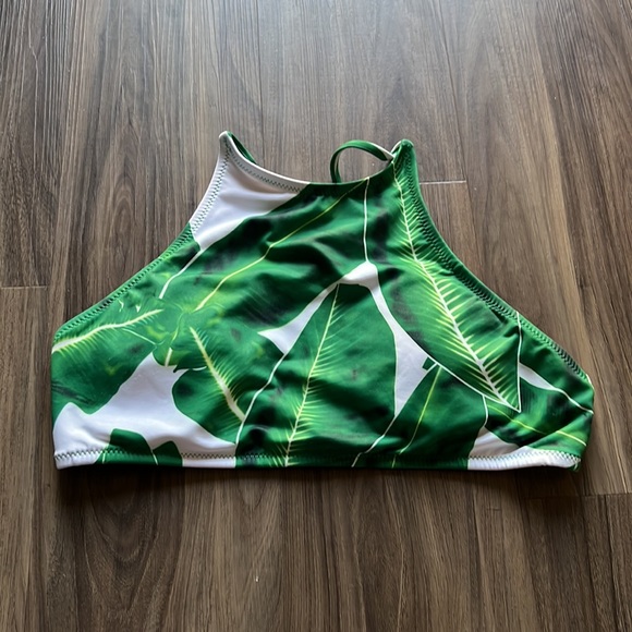 Bikini Swimsuit - Picture 6 of 7